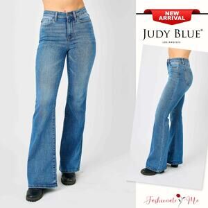 Judy Blue High Rise Waist Classic Zip Fly Stretch Medium Wash Flare Denim Jeans